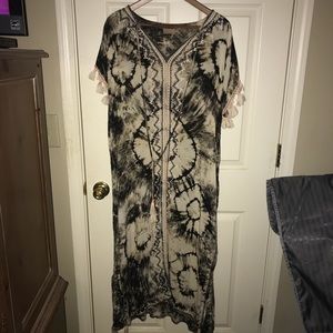 Caftan /swimsuit cover up by Skemo